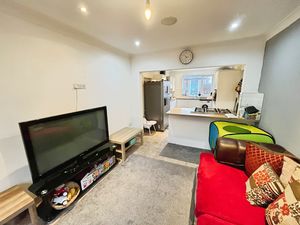 Kitchen Dining Room - click for photo gallery